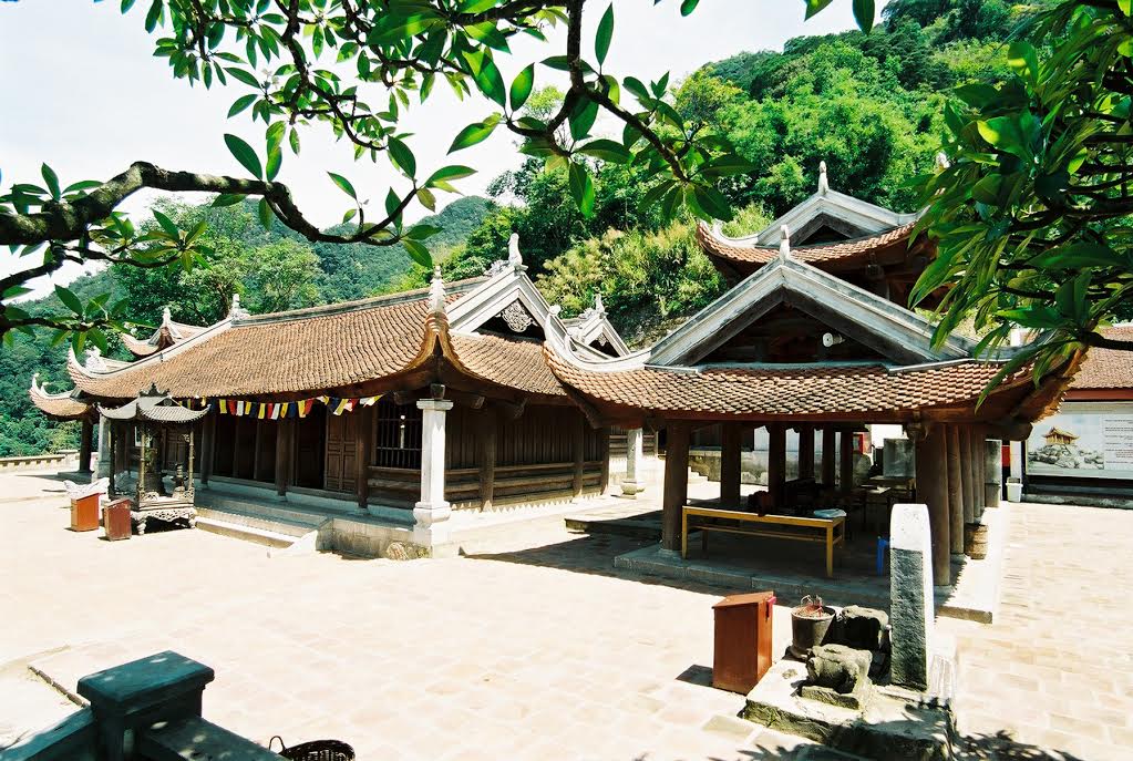 Chùa Hoa Yên và các vườn tháp (Hoa Yên Tự) - Hình 4